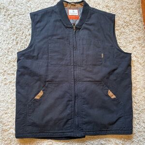 Legendary Whitetails Black and Tan Vest